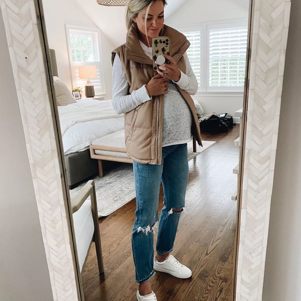 Abercrombie & Fitch Maternity Ankle Straight Jean - Size 25/0 Short